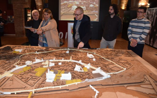 foto maqueta amurallada